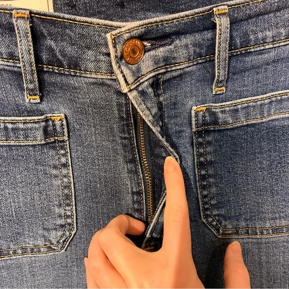 GAP 'High-Rise 70s Flare' Medium Wash Jeans with Front Pockets - Size 29 - Picture 7 of 16